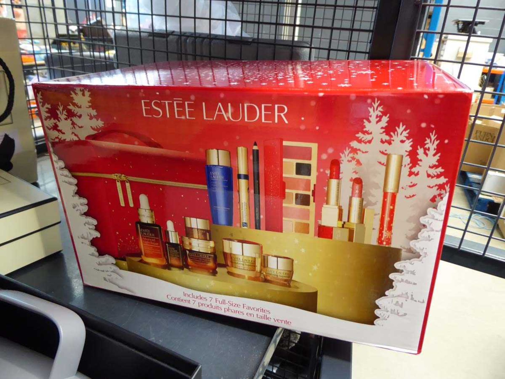 +VAT Esther Lorda toiletry gift set