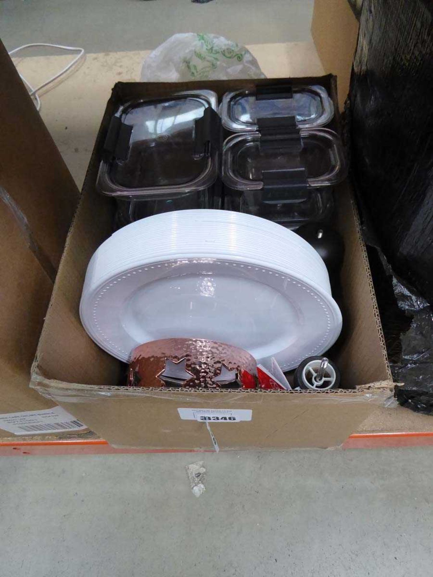 +VAT Disposable plates, food containers, etc