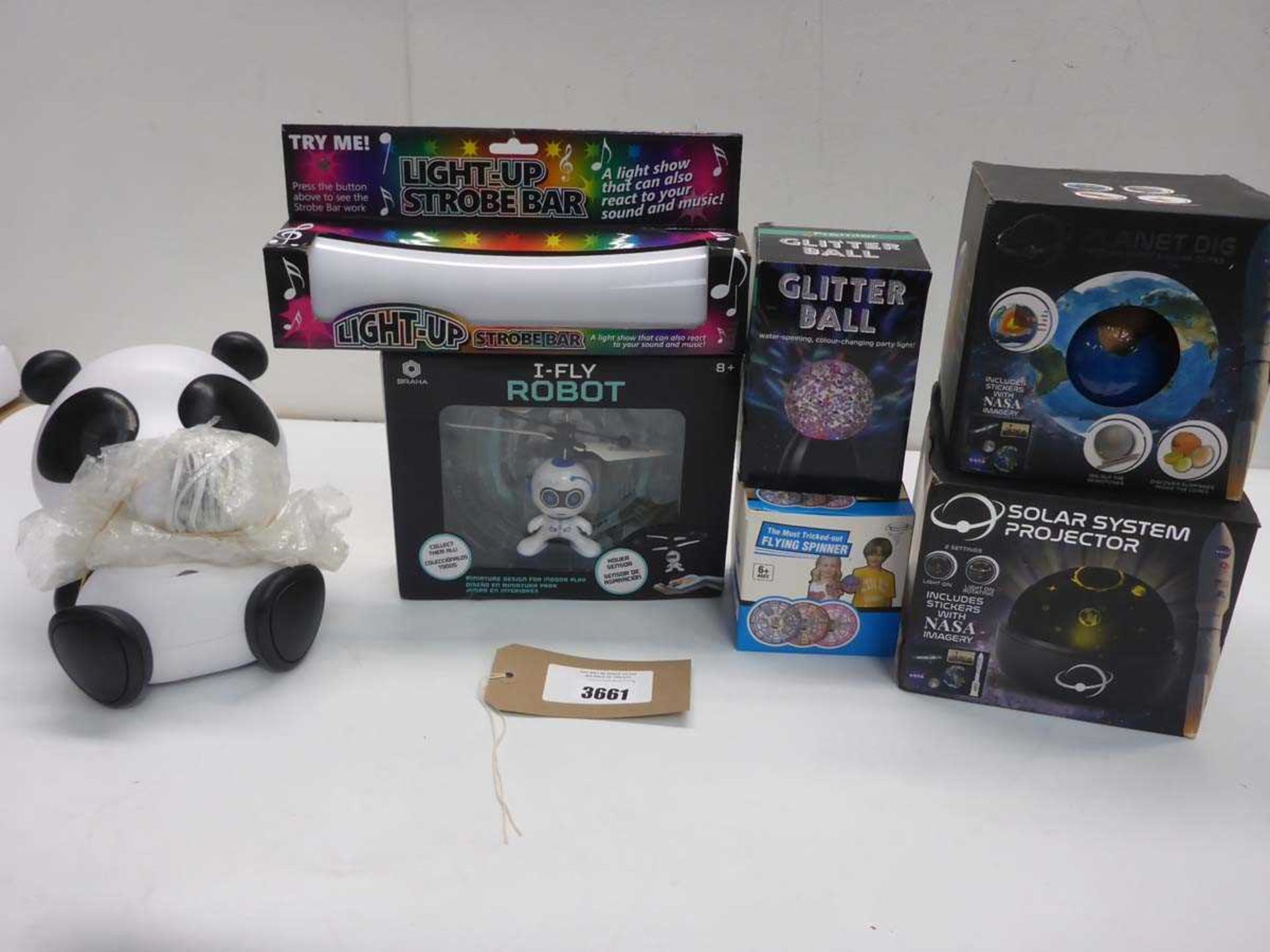 +VAT Solar system projector, Planet Dig, Glitter ball, flying spinner, I-Fly robot, Light up