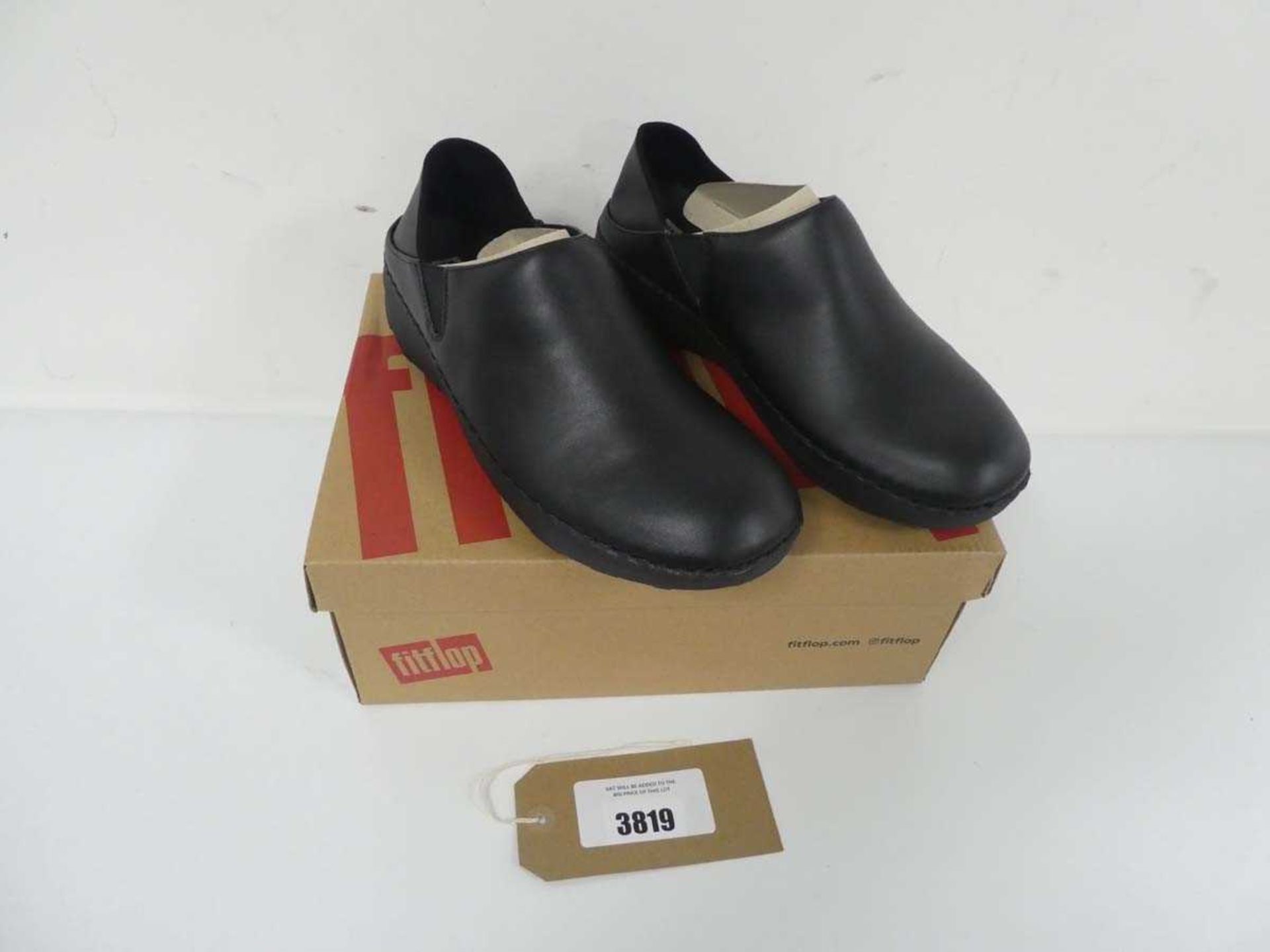 +VAT Fitflop Superloafer in black leather size UK6 (Boxed)