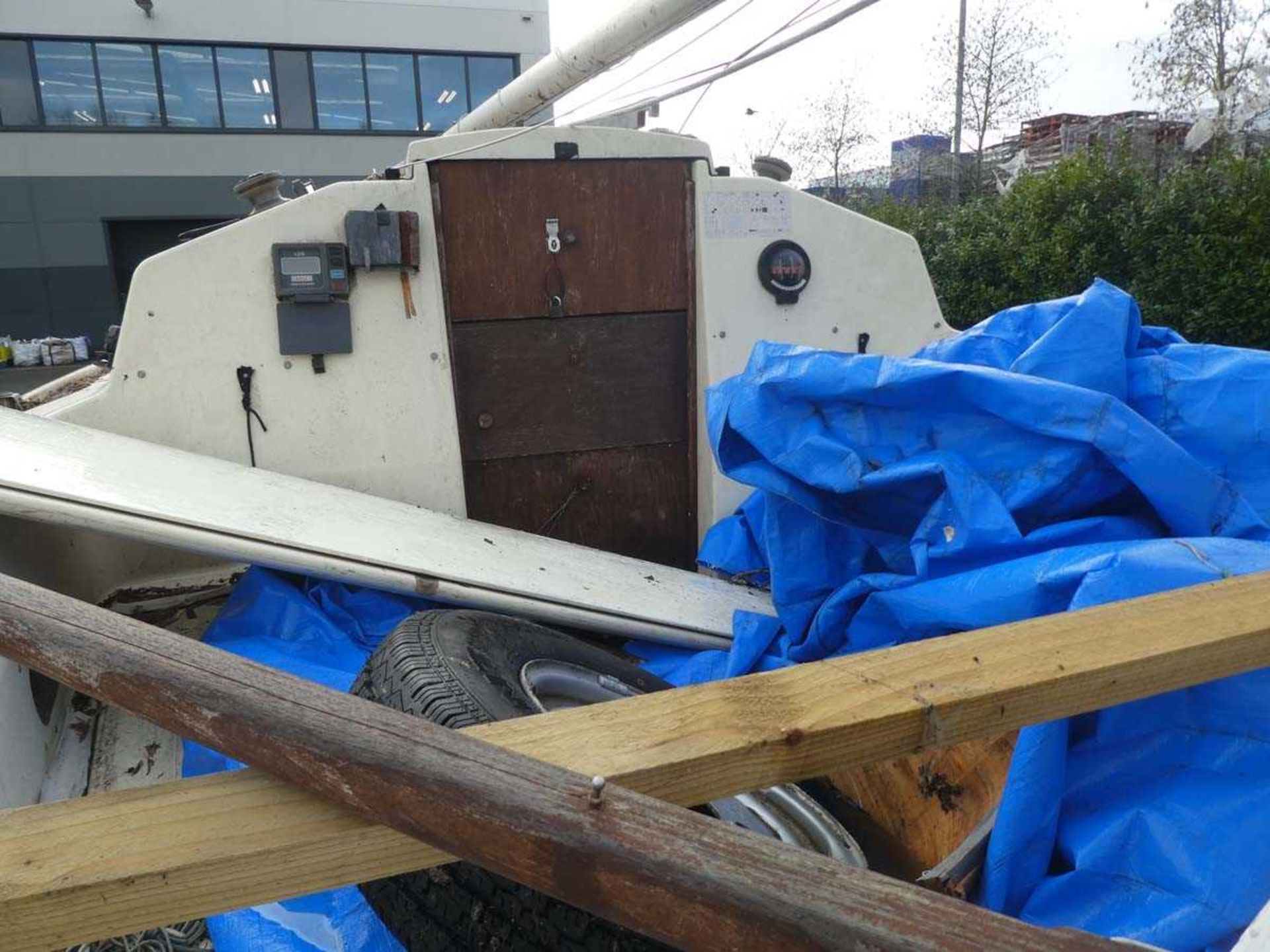 ‘Gentle Jane’ Red Fox 200E trailer sailer yacht, with single axle trailer, length 20ft, beam 8ft - Image 7 of 20