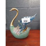 +VAT Swan vase