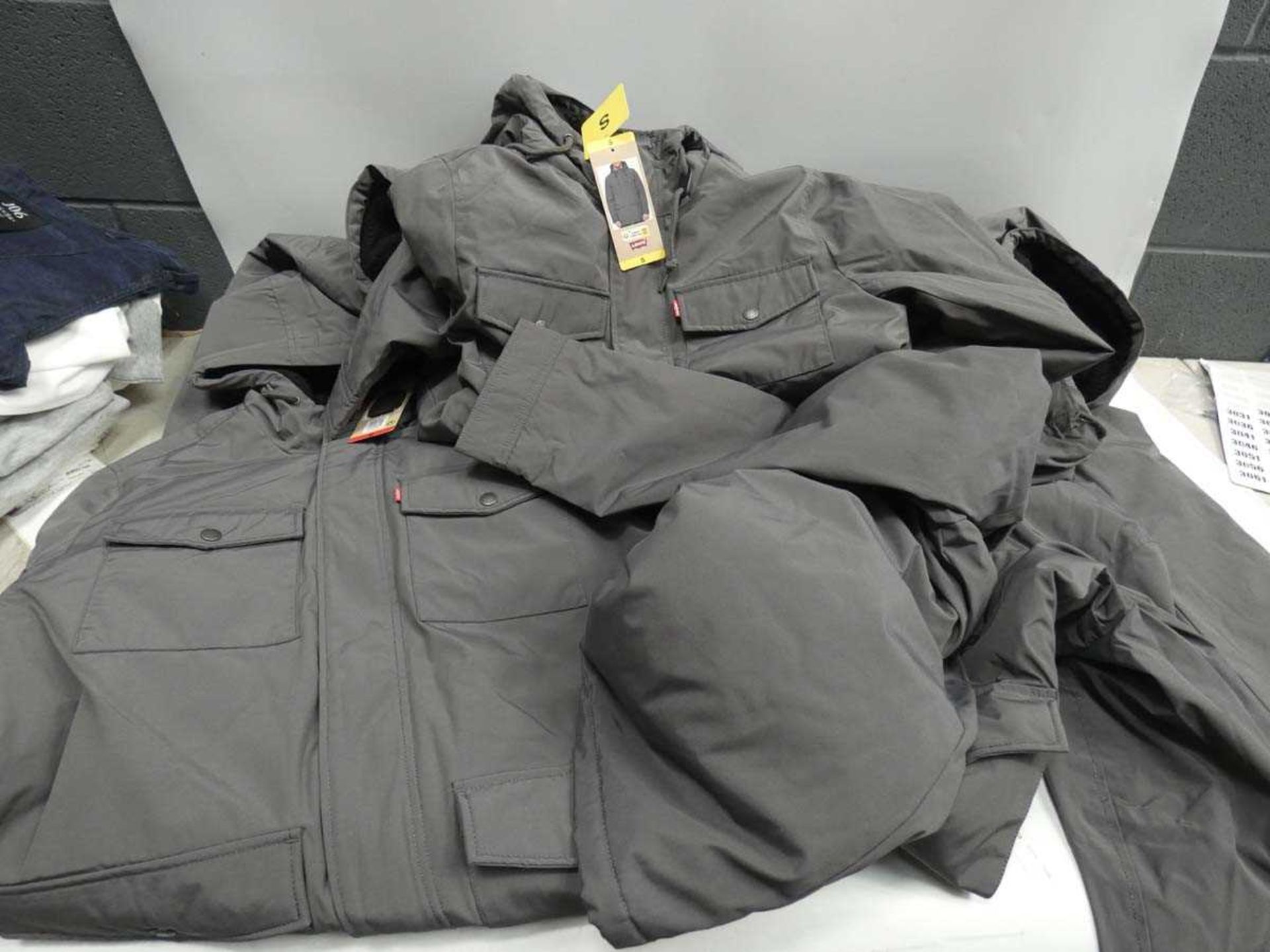 +VAT 5 hooded grey coats by Levi, sizes ranging from medium to small