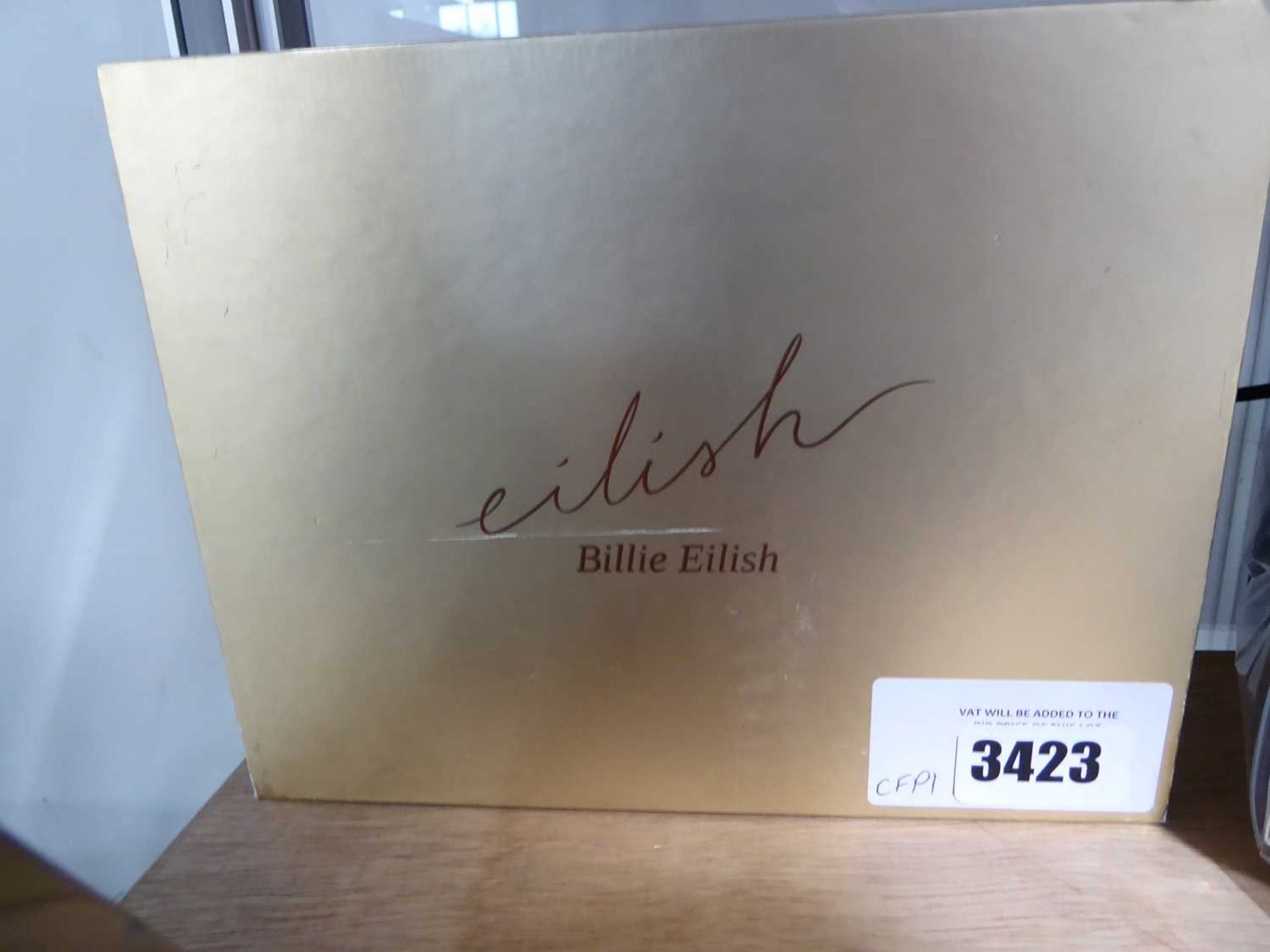+VAT Billy Eilish fragrance set