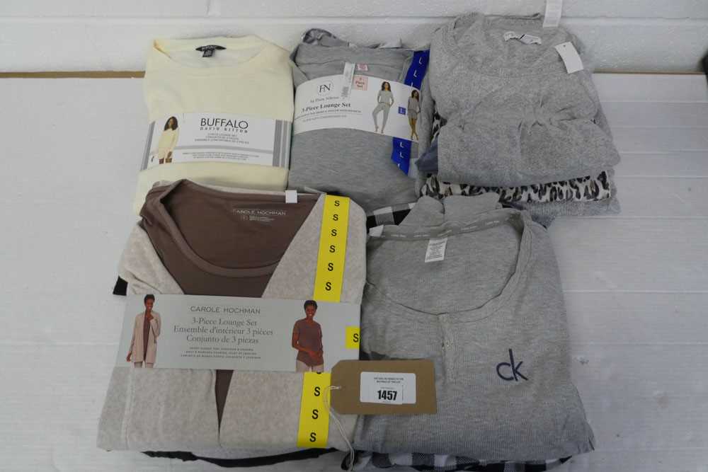 +VAT Bag containing 8 womens lounge sets incl. Calvin Klein, Carole Hochman, Buffalo, etc. in