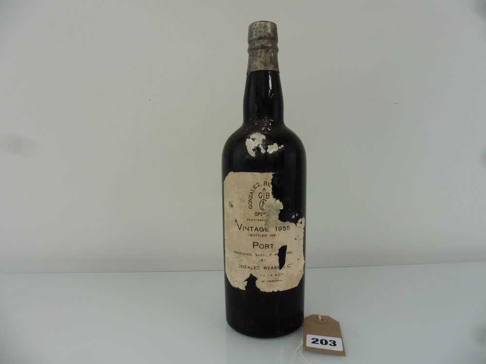 A bottle of Gonzalez Byass & Co 1955 Vintage Port from Vila Nova De Gaia (ullage into neck) label