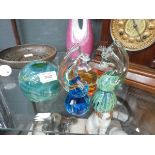 A Maltese glass vase, together with a Whitefriars style ashtray and a pair of Mdina seahorse