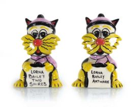 Lorna Bailey, a pair of 'Two Shires' and 'Artware' cats (2)