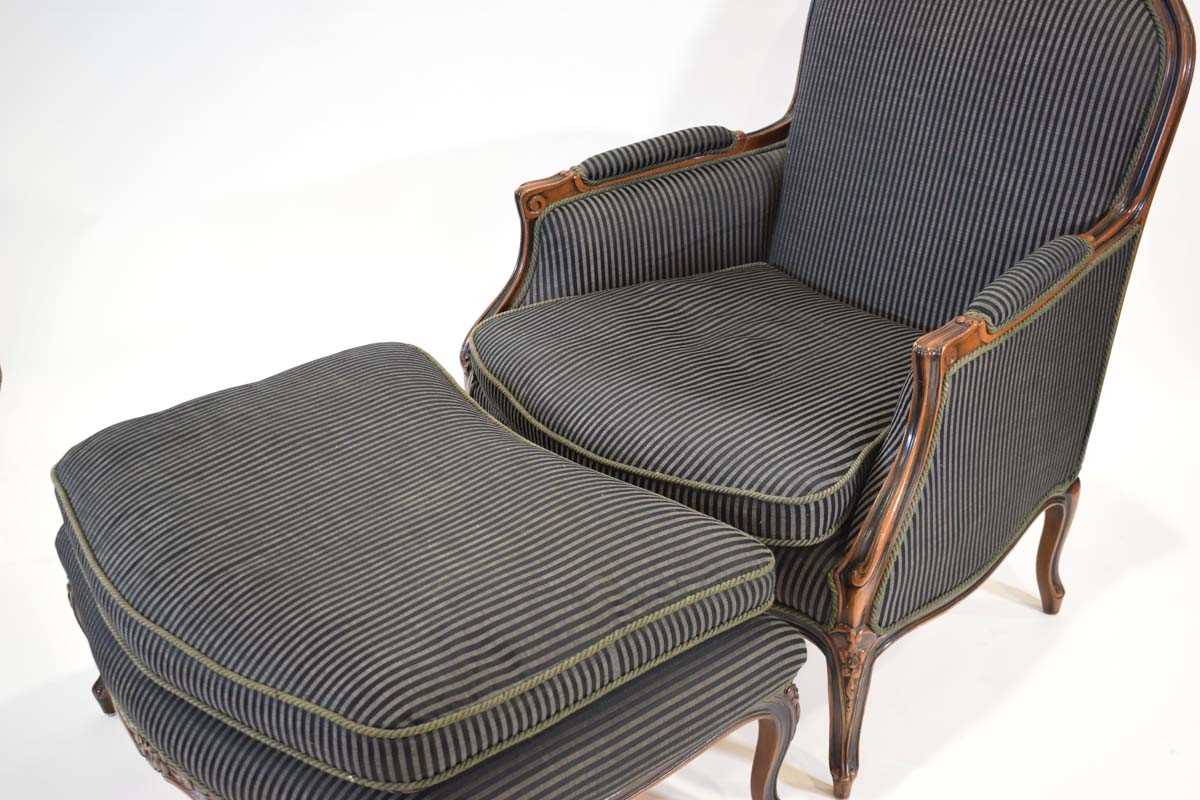 A contemporary Louis XVI style chair and interlocking stool, in the 'duchesse brisee' manner, - Image 3 of 3