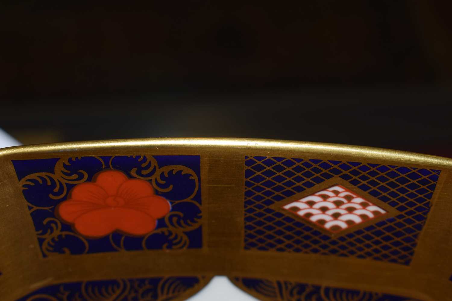 A Royal Crown Derby octagonal bowl, typically decorated in the 1128 Imari pattern, w. 21 cm Please - Image 14 of 18