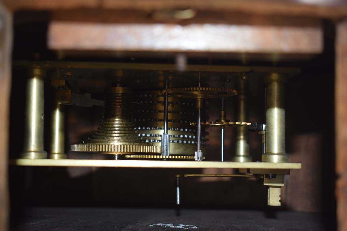 A mid-19th century 'drum' wall clock, the single train fusee movement within a mahogany case, the - Image 4 of 23