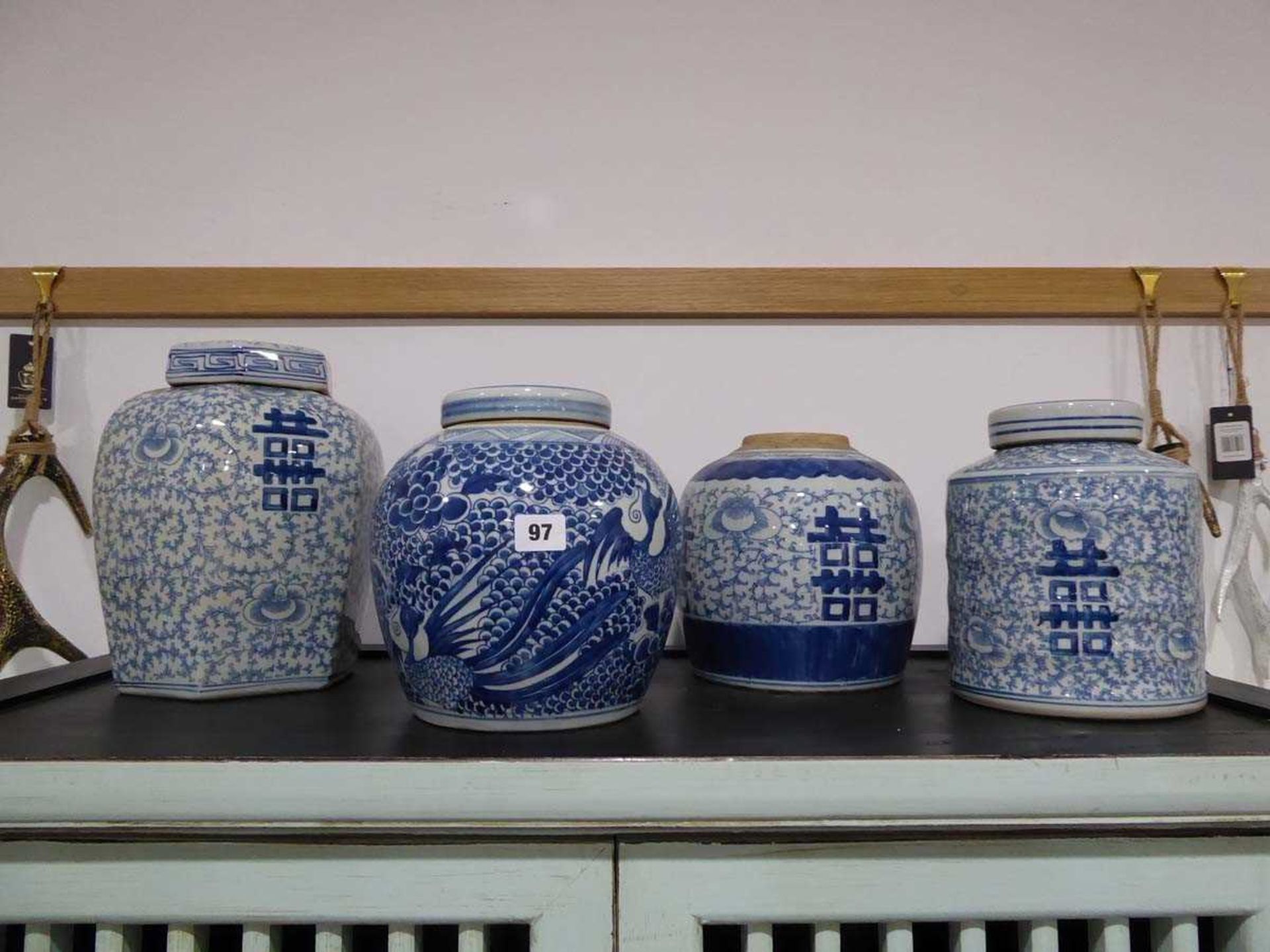 +VAT 4 faux oriental ginger jars and covers (missing 1 cover)