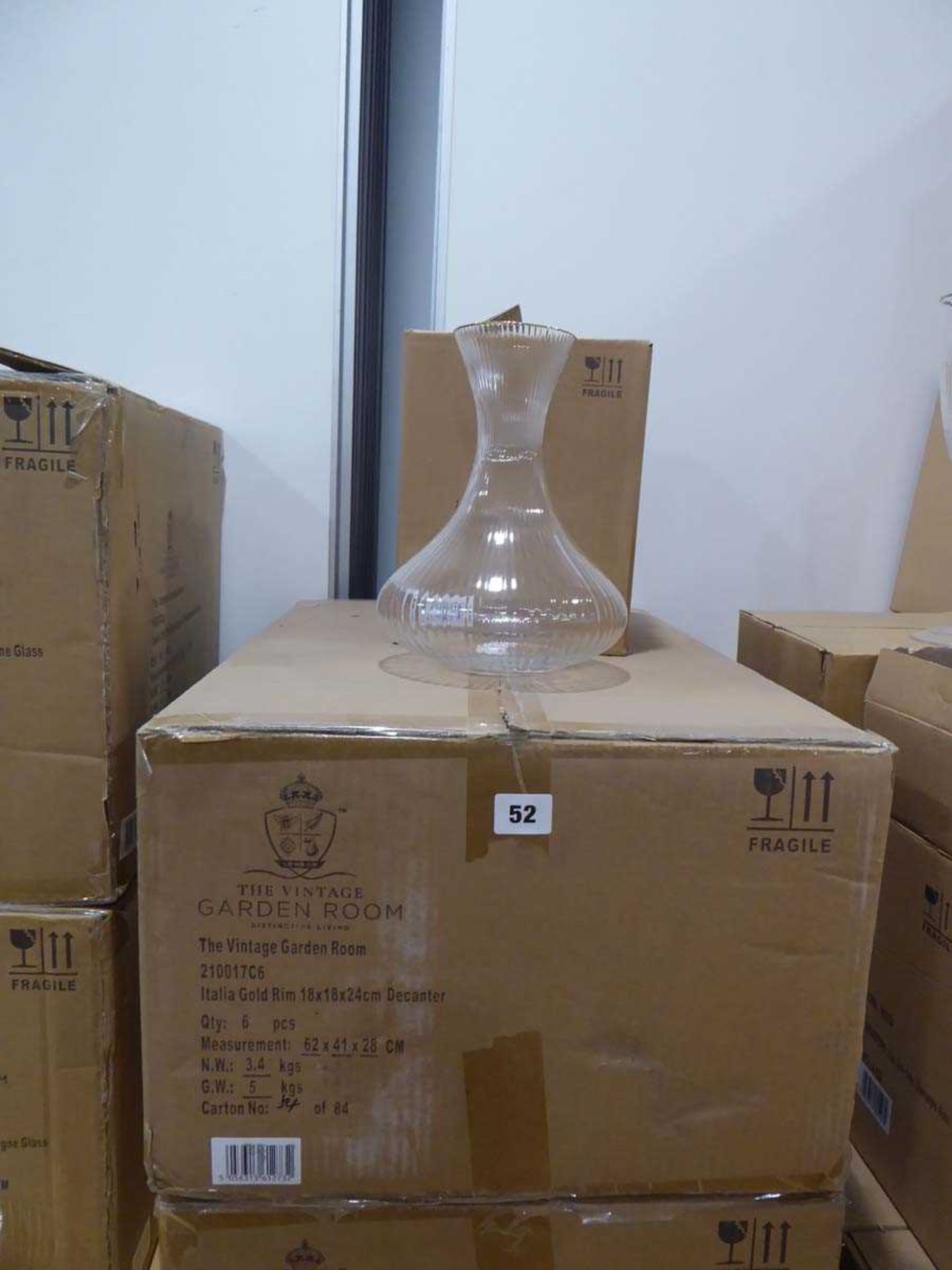 +VAT 2 boxes of Italia gilt rimmed decanters