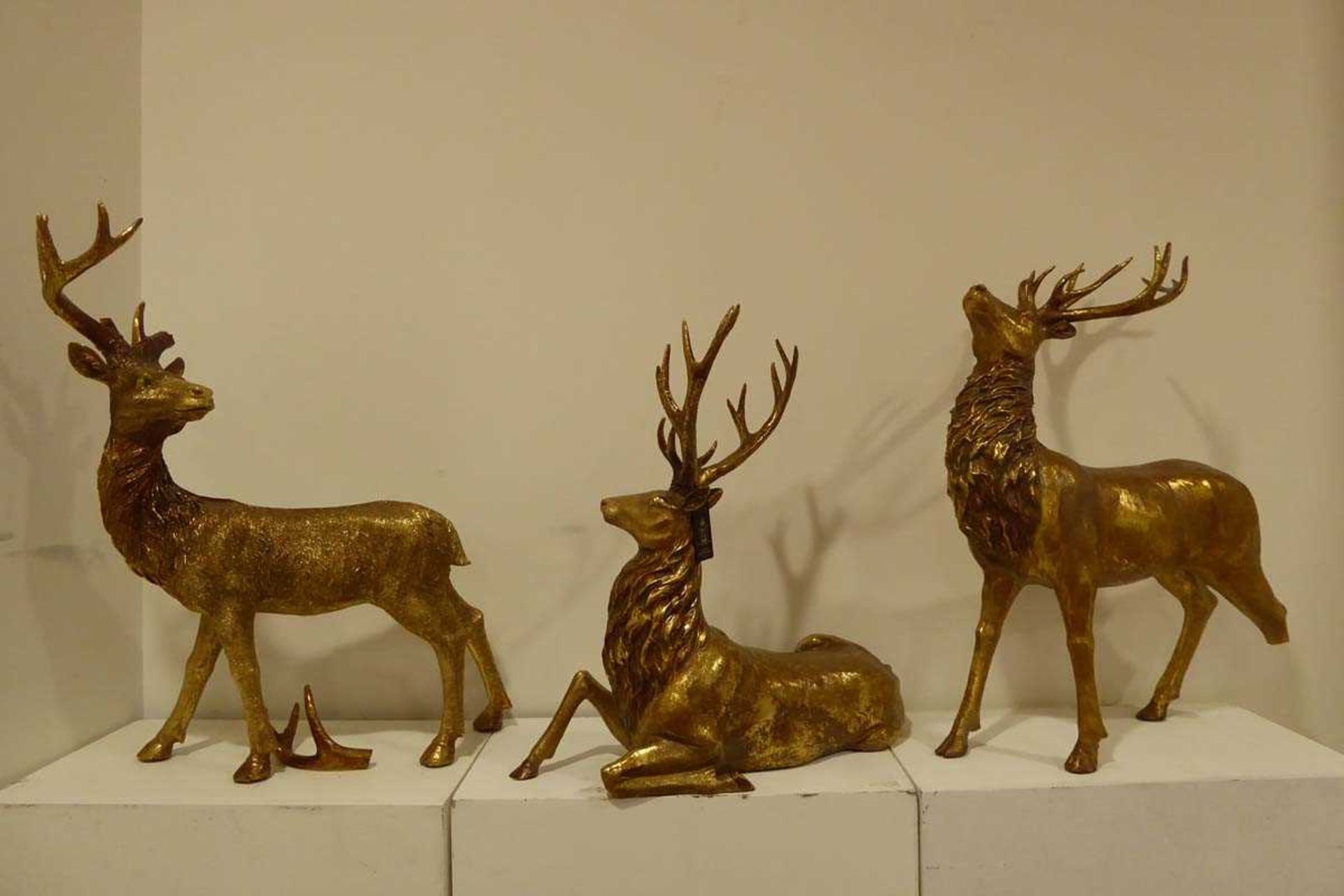 +VAT Selection of animal ornaments and planters - Image 2 of 9