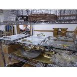 +VAT 2 x marble trays and a glass tray with bee decoration