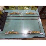 +VAT 2 x glass trays with bee decoration