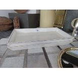 +VAT Two white lacquered trays