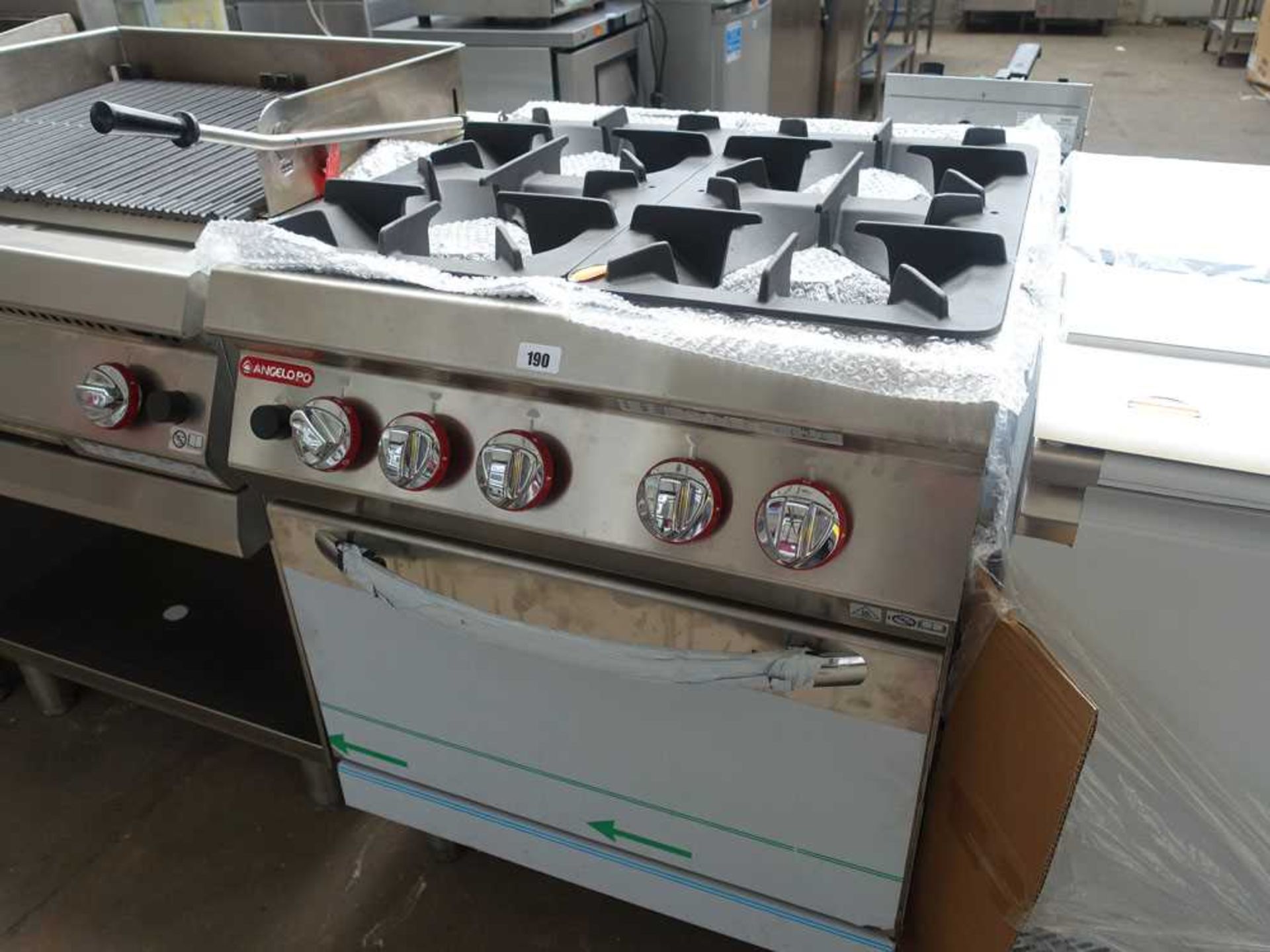 70cm gas Angelo Po 4 burner cooker with large single oven under