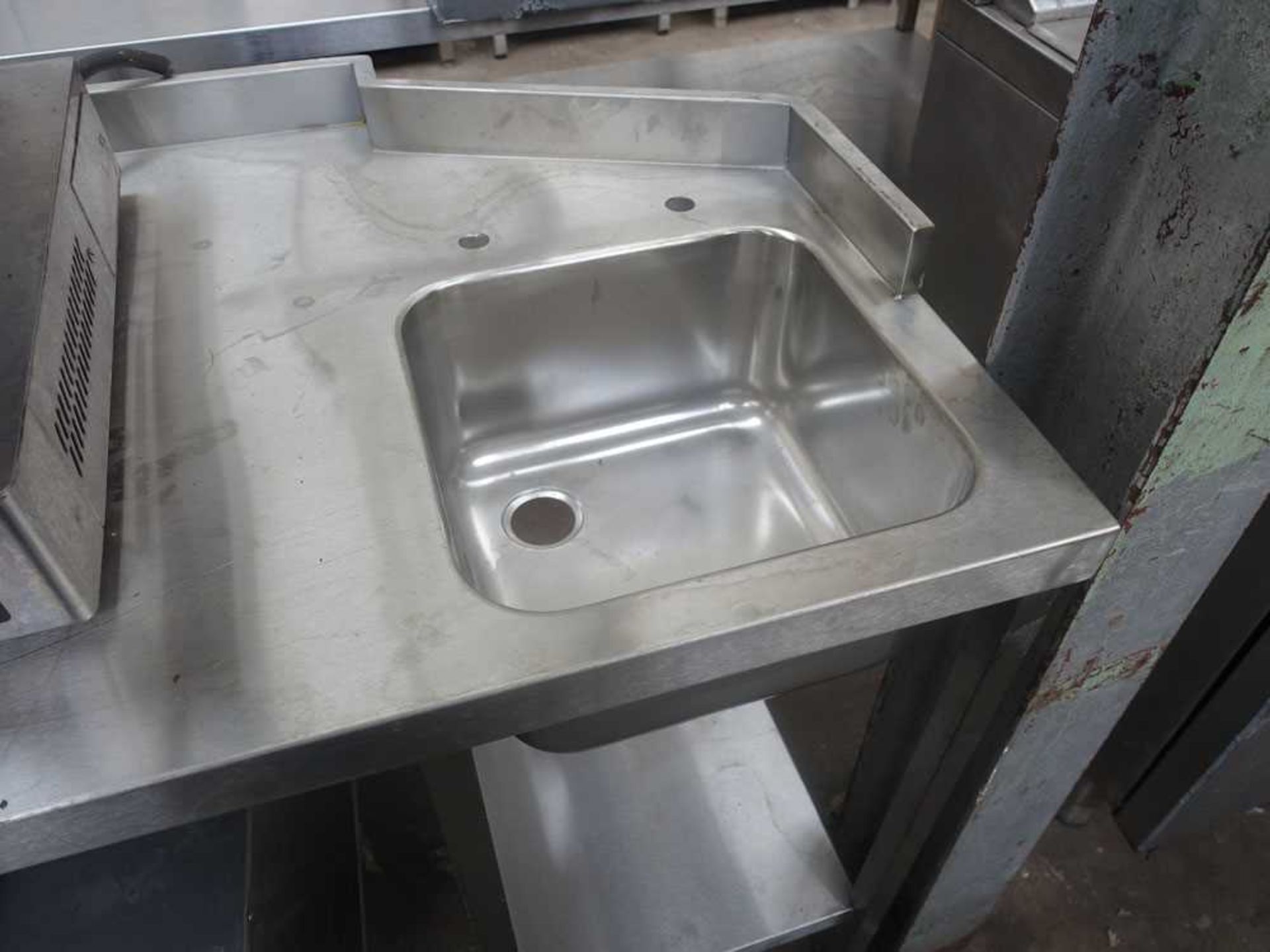 +VAT 138cm stainless steel single bowl hand basin with preparation top and corner cut out - Image 4 of 4