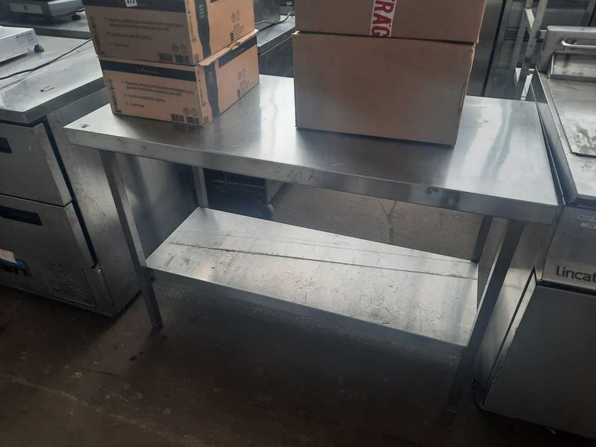 120cm stainless steel preparation table with a shelf under - Image 2 of 2
