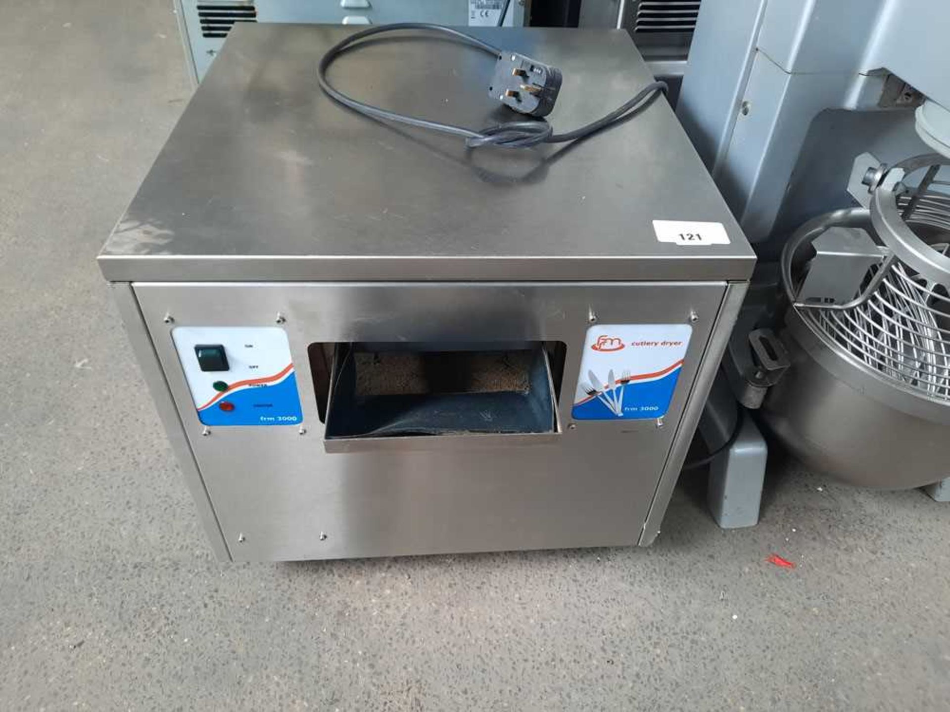 +VAT 55cm model FRM3000 bench top cutlery drying machine