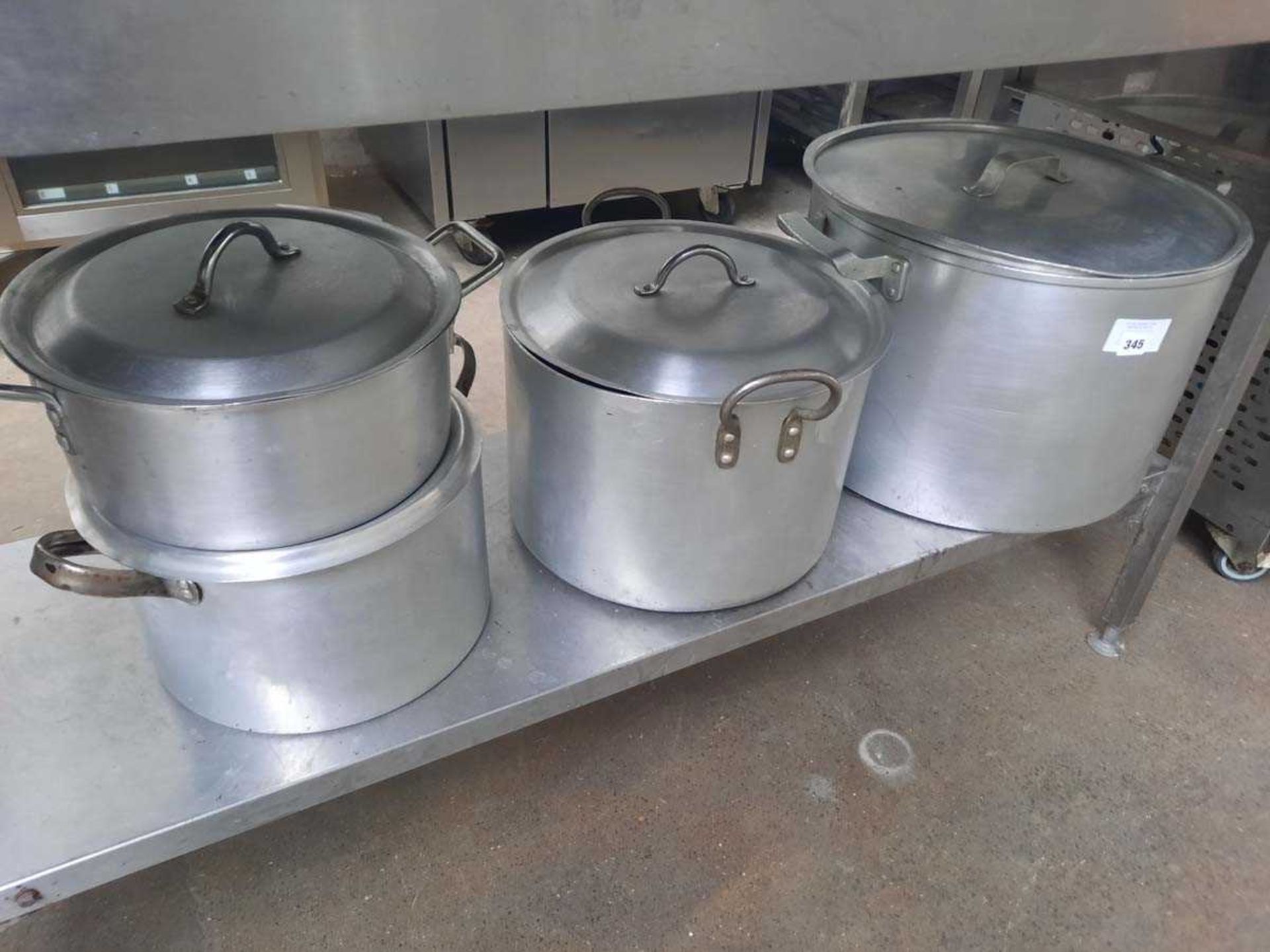 4 x large graduated sized aluminium cooking pots with handles and lids