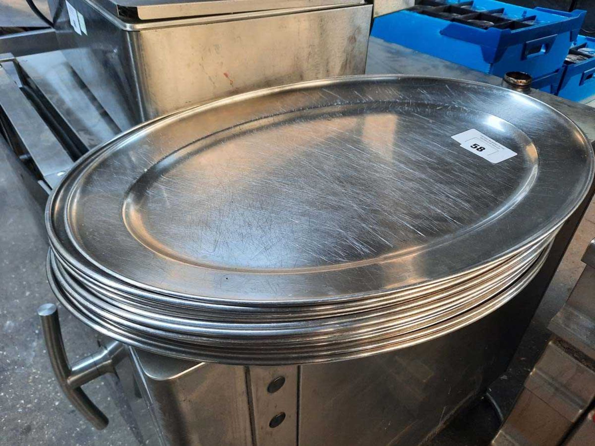 +VAT Approx. 10 large oval stainless steel platters