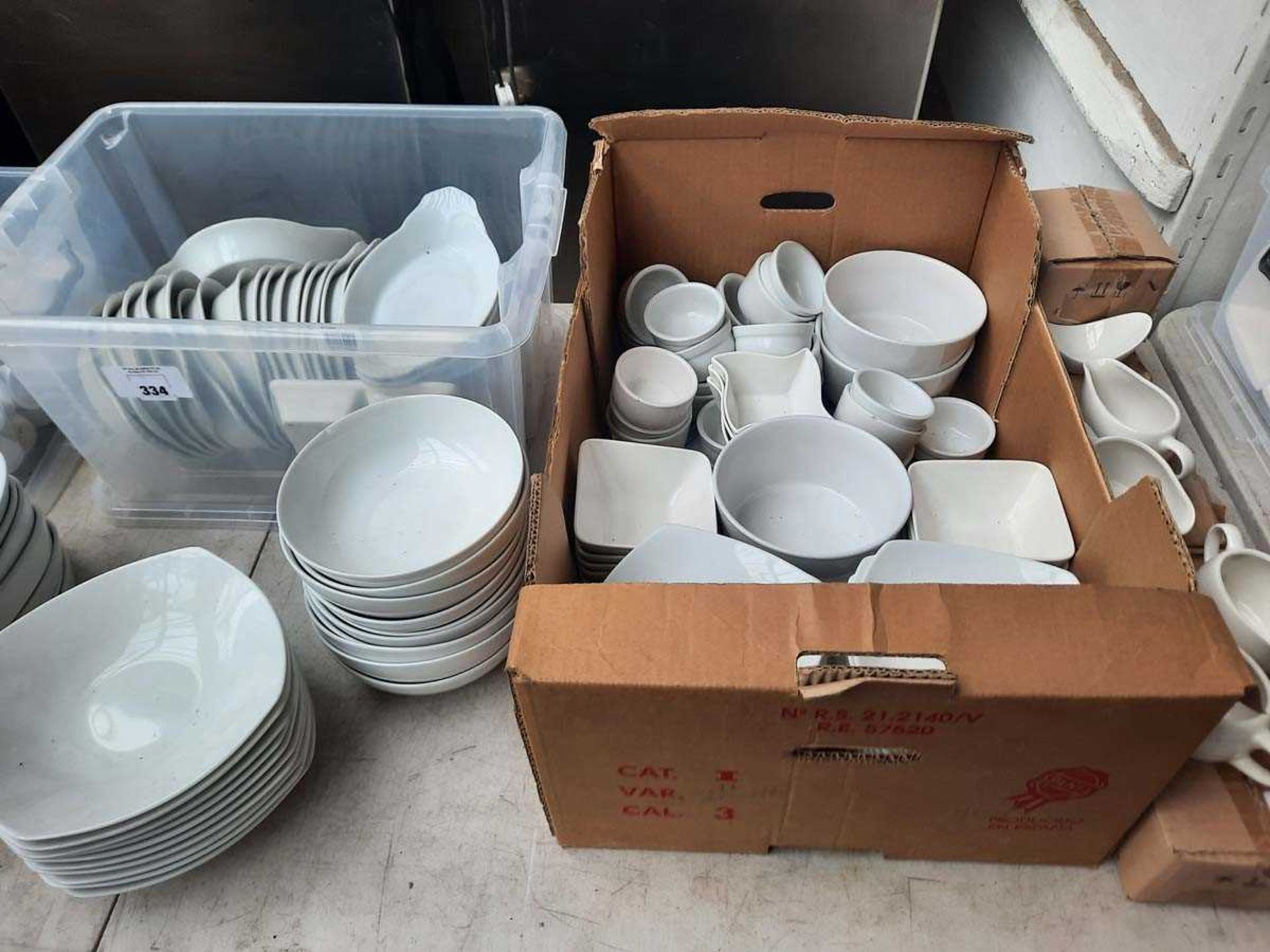 +VAT Table top of assorted white crockery to include casserole dishes, lasagne dishes, jugs, dip