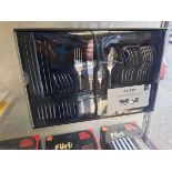 +VAT Salter bake well cutlery set