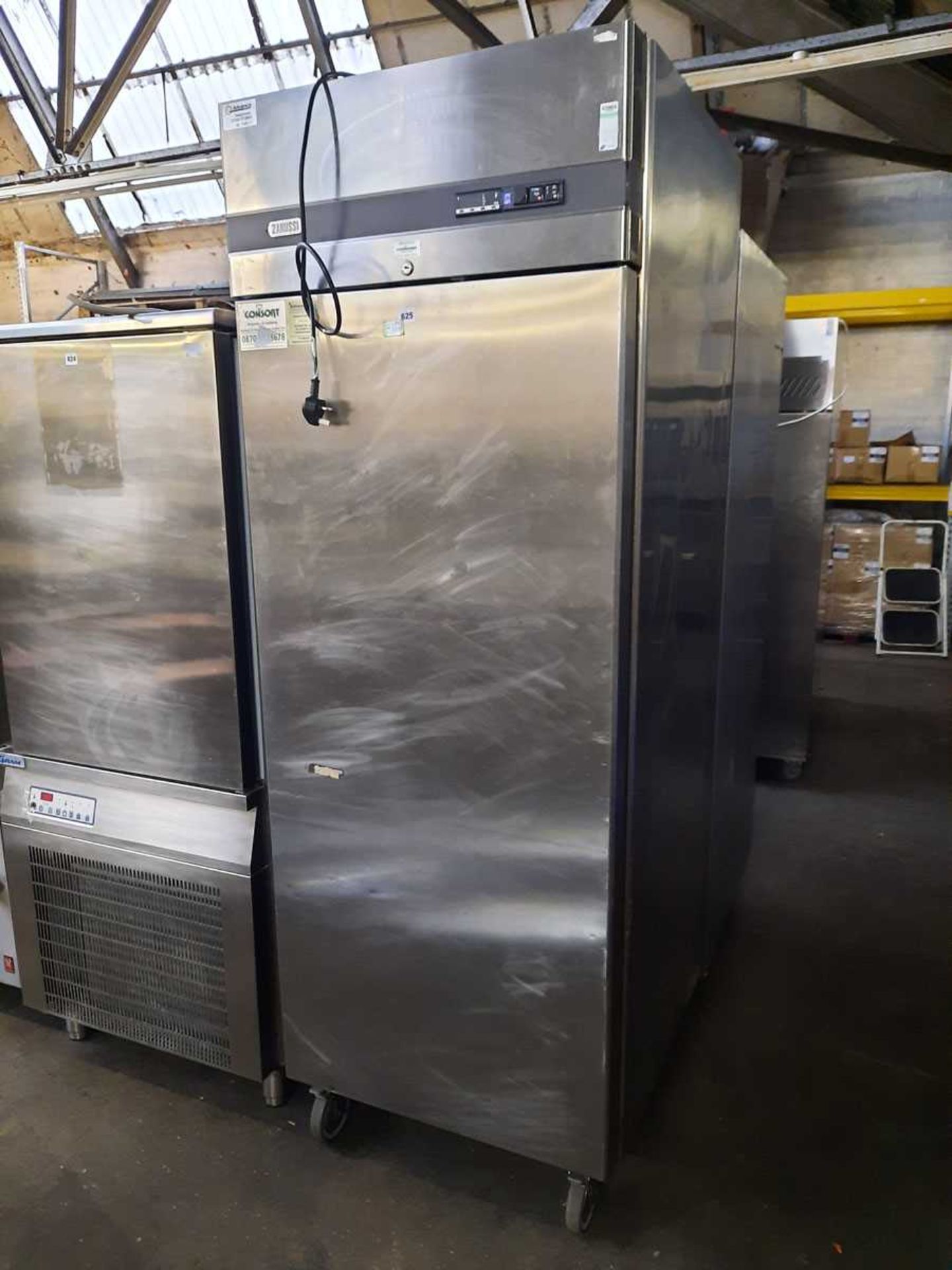 75cm Zanussi single door fridge