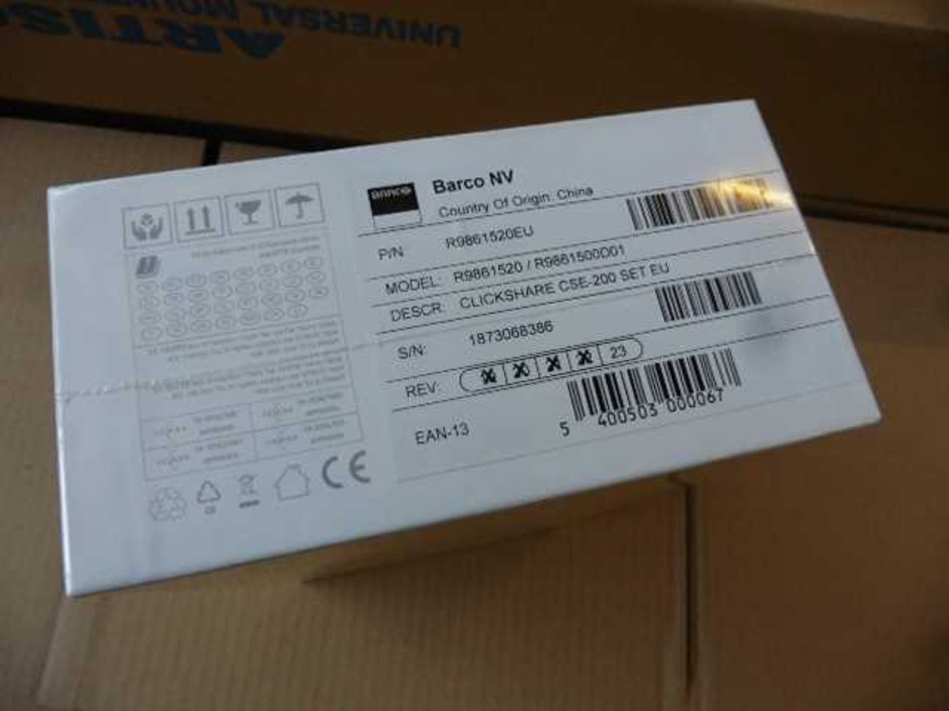 +VAT Barco clickshare model No CSE-200 router set in sealed box - Image 2 of 2