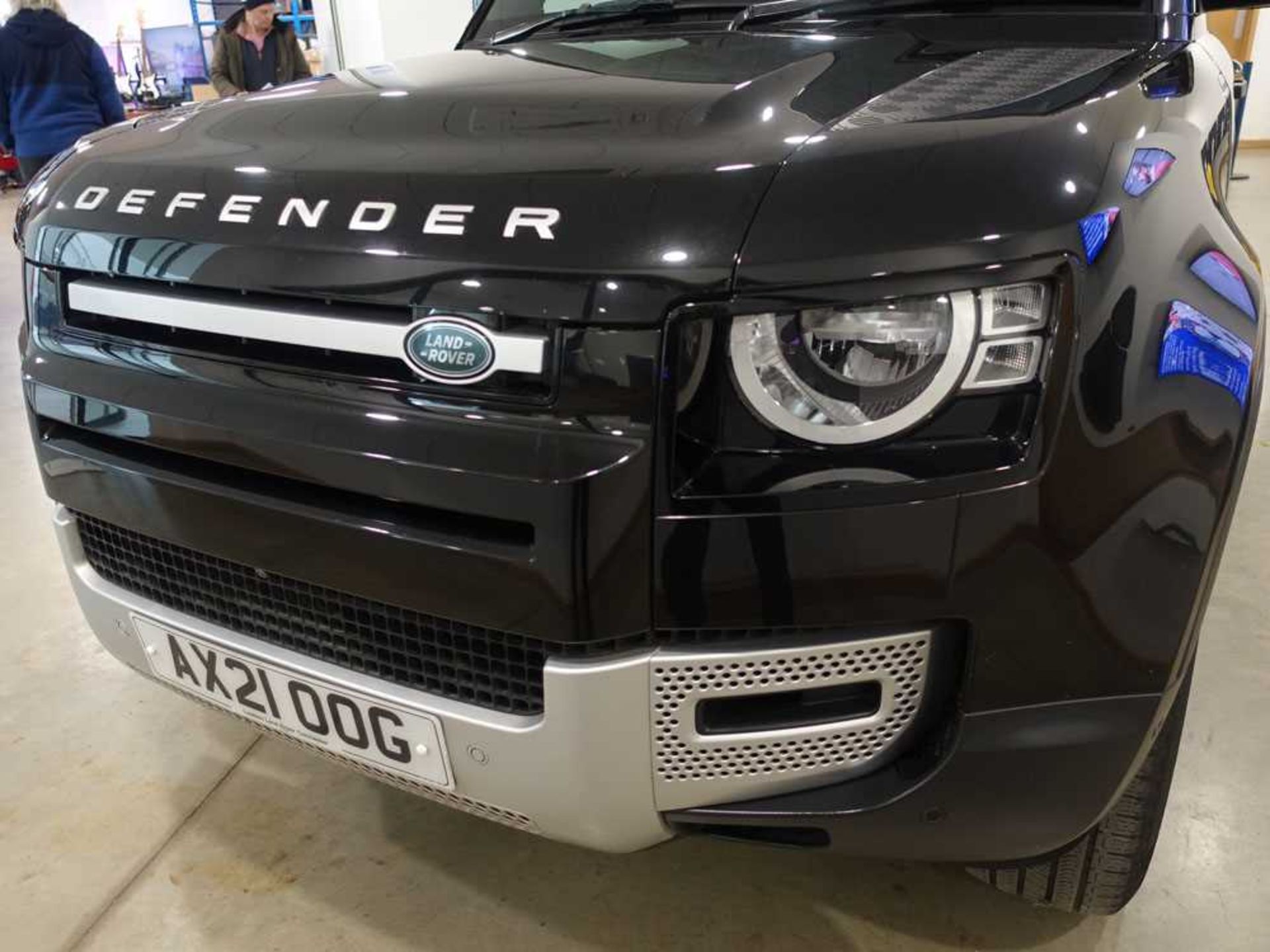 +VAT AX21 00G (2021) Land Rover Defender Hardtop D MHEV, automatic, 2 door panel van LGV in black, - Image 4 of 22