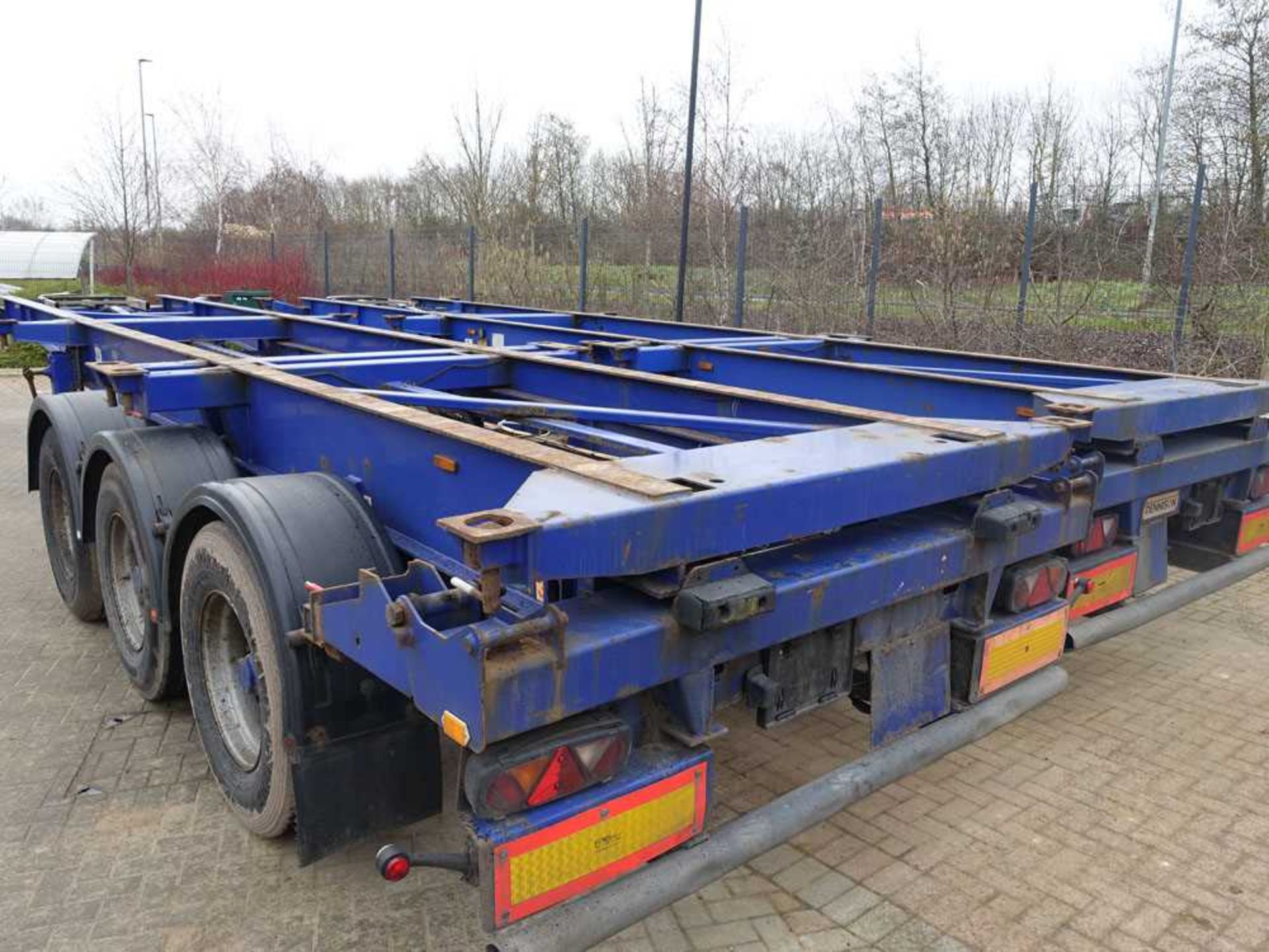 +VAT Dennison skeletal triaxle container trailer - 2010 39 tonne gross weight s/n C292898 - Image 4 of 8