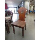 Oak hall chair with navel panel