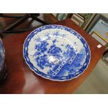 Blue and white Chinese charger