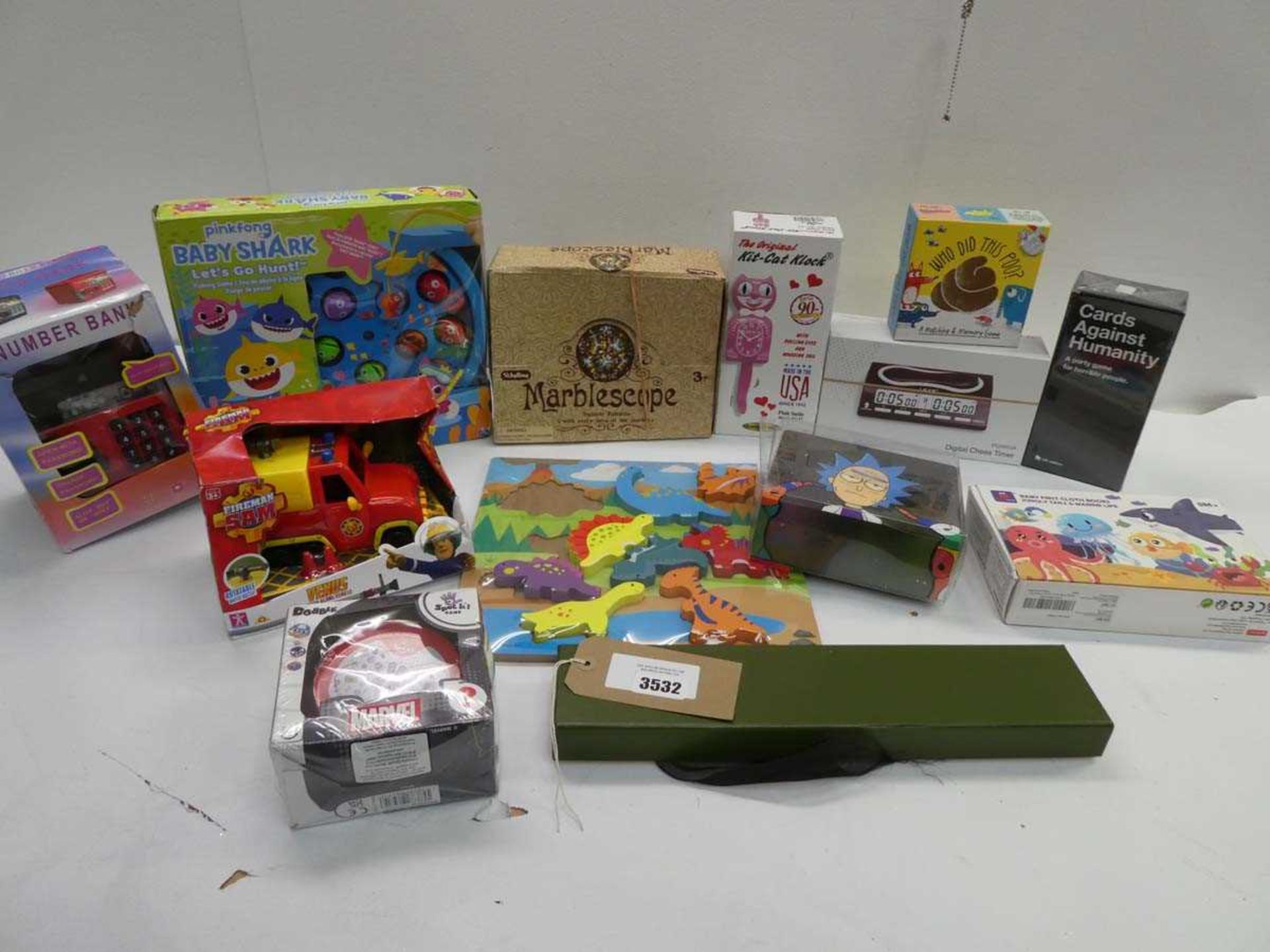 +VAT Assorted toys including Baby Shark, Marblescopes, Chess digital timer, Cards Against