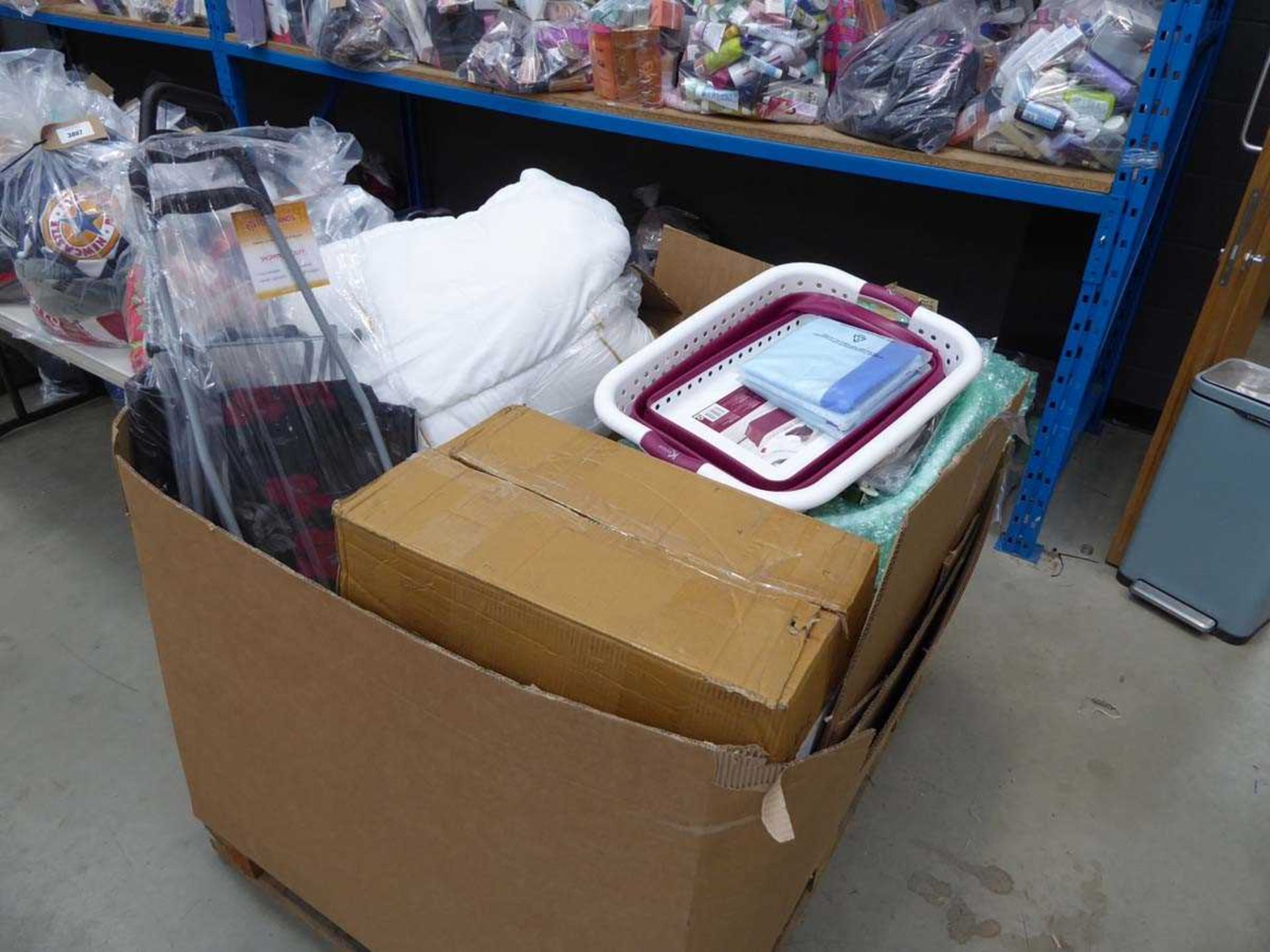 +VAT Pallet of mixed assorted items, shopping trollies, paper bags, laundry baskets
