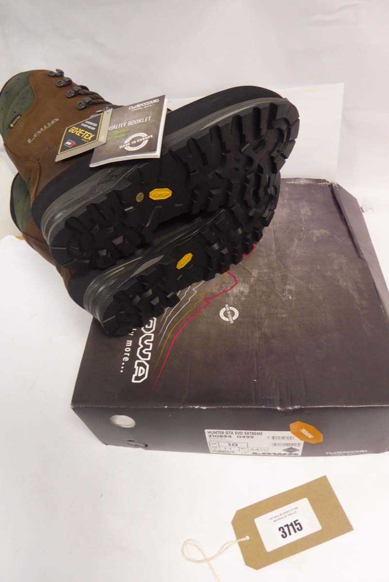 +VAT Boxed pair of Lowa Hunter GTX Evo Extreme boots in antique brown, size UK 10 (some damage to - Image 3 of 3