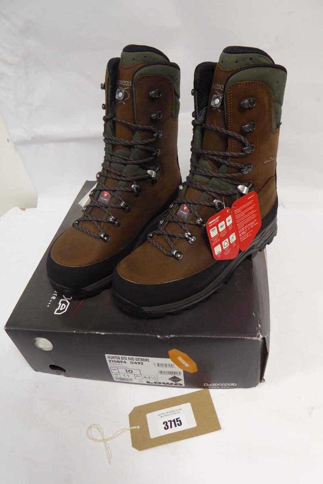 +VAT Boxed pair of Lowa Hunter GTX Evo Extreme boots in antique brown, size UK 10 (some damage to