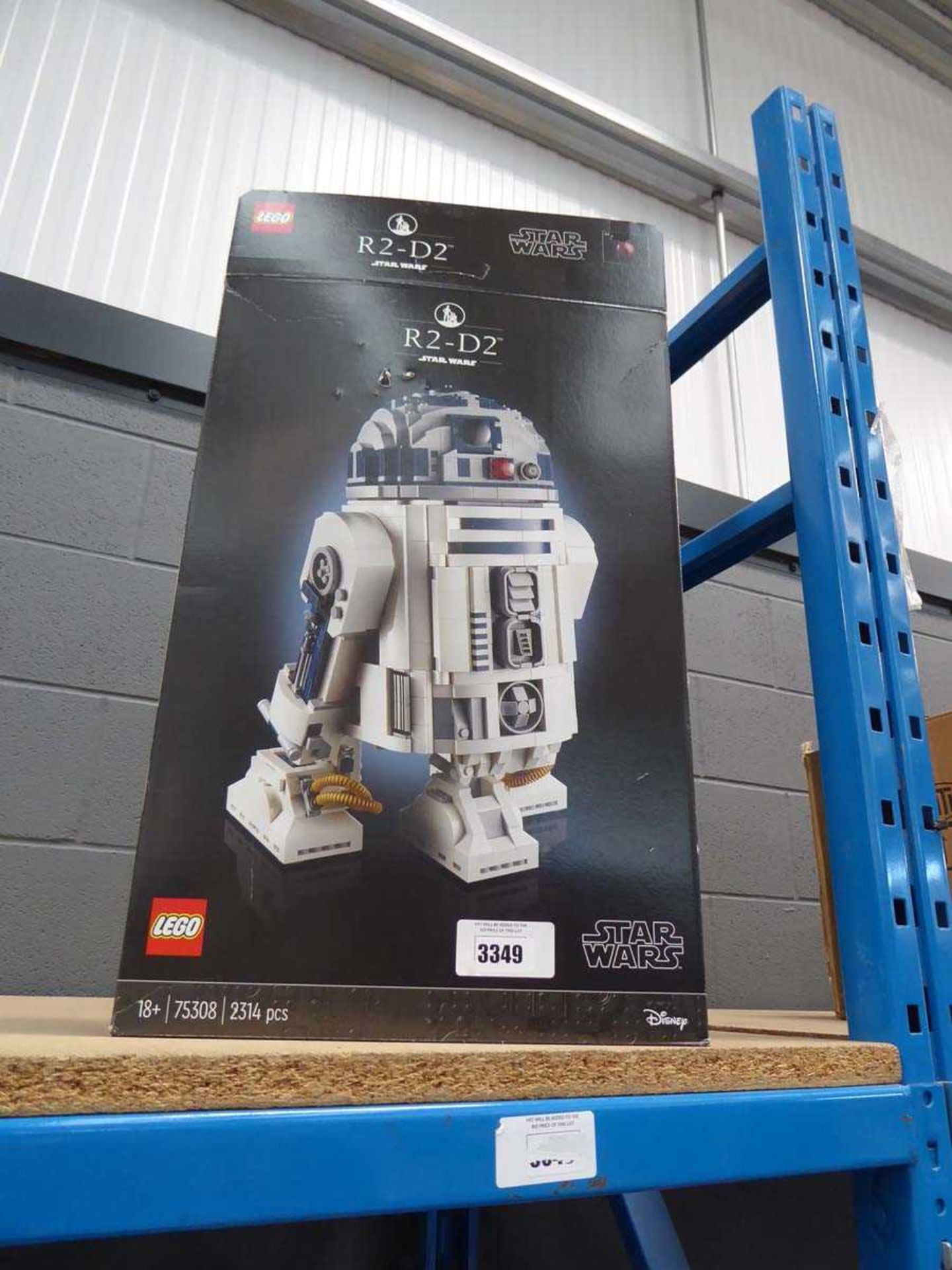 +VAT Lego Star Wars R2D2 set