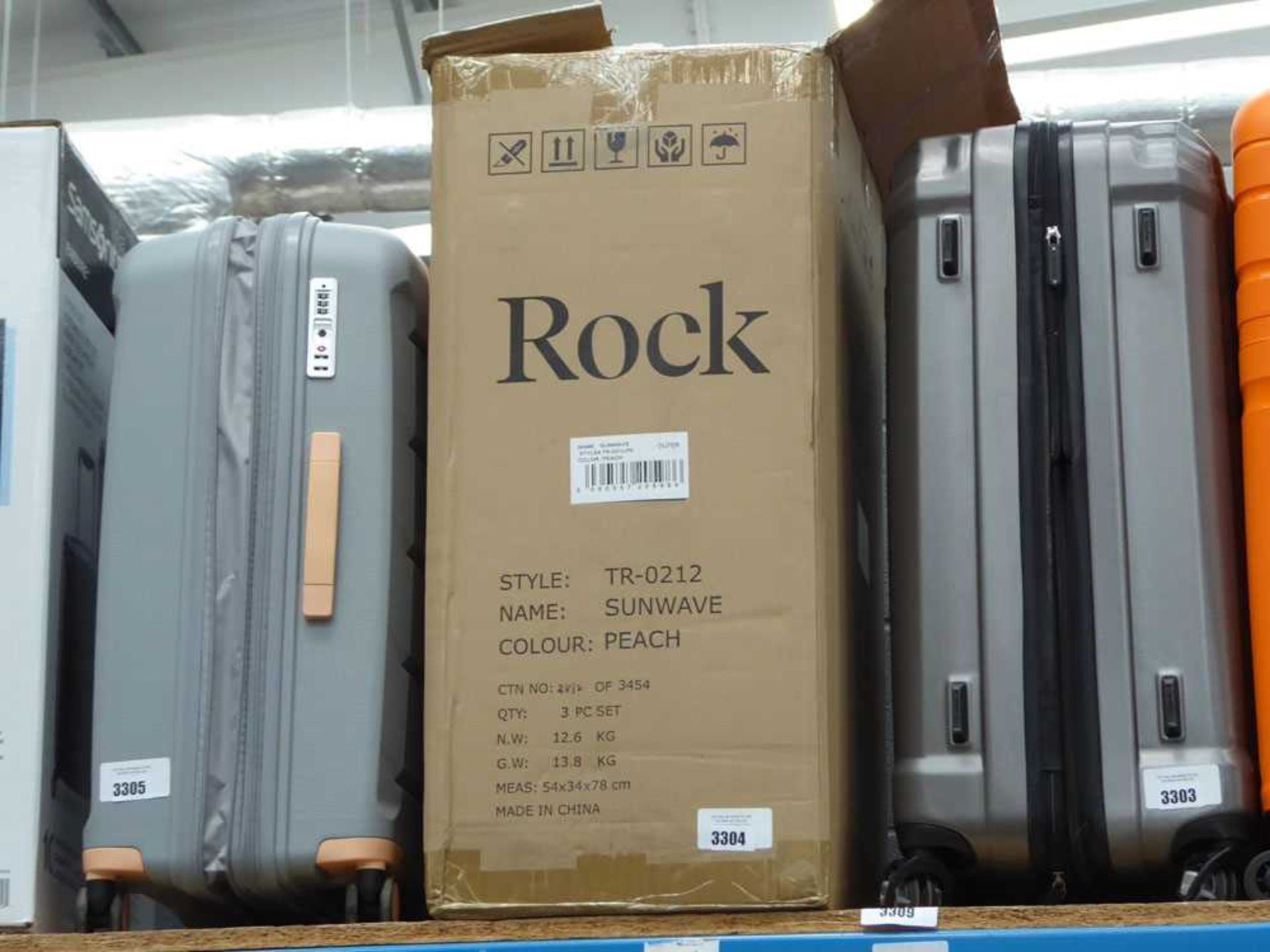 +VAT 3-piece Rock hard shelled suitcase set