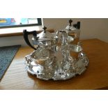 Silver plated coffee service incl. coffee pot, teapot, sugar bowl, cream jug and platter