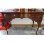 Cherry wood 3 drawer dressing table