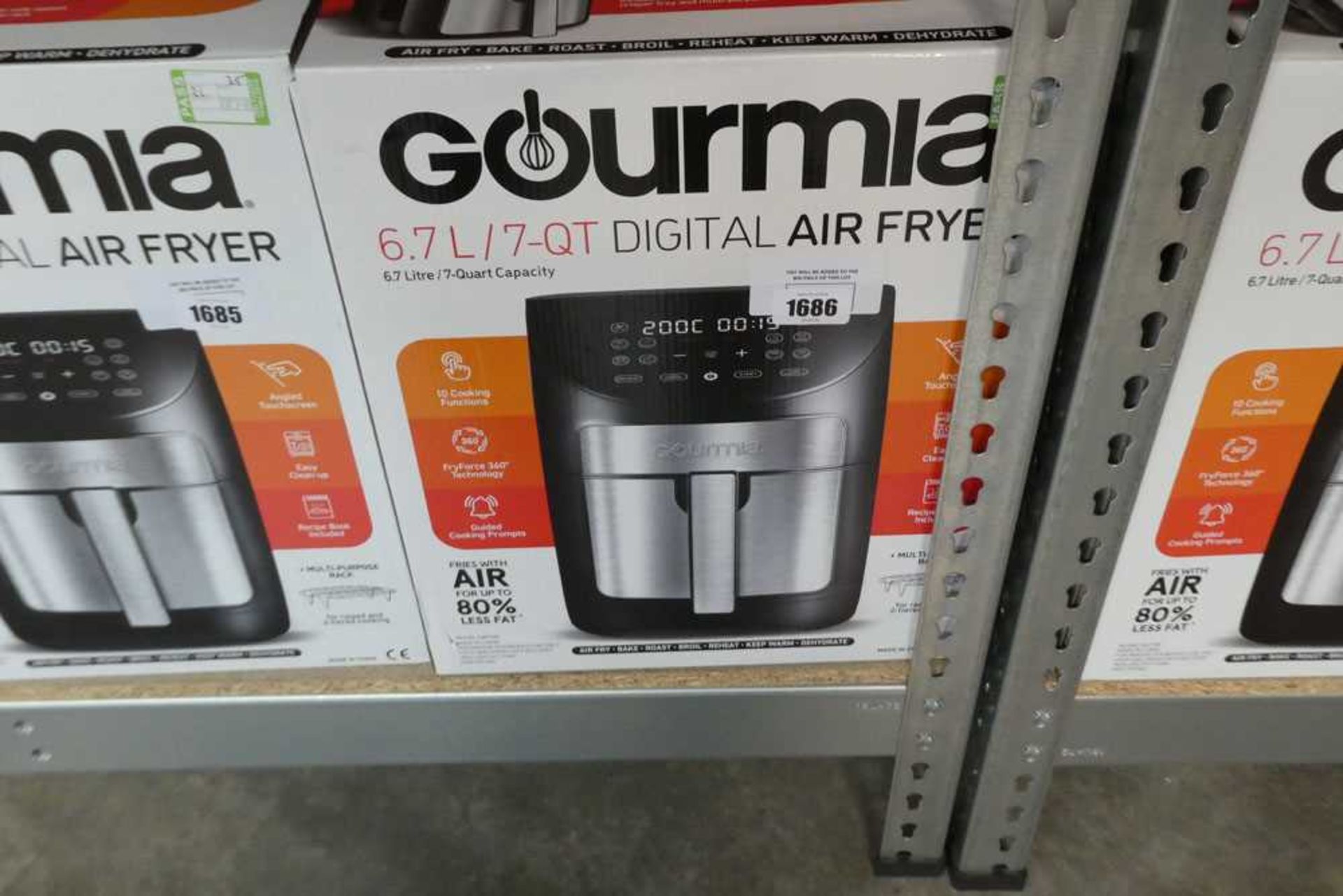 +VAT Gourmia digital air fryer in box