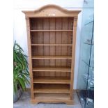 Reproduction pine bookcase with 6 adjustable shelves