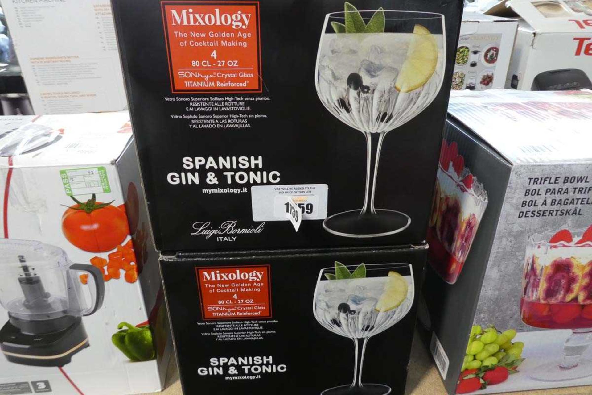 +VAT 2 boxes of Mixology gin and tonic glasses