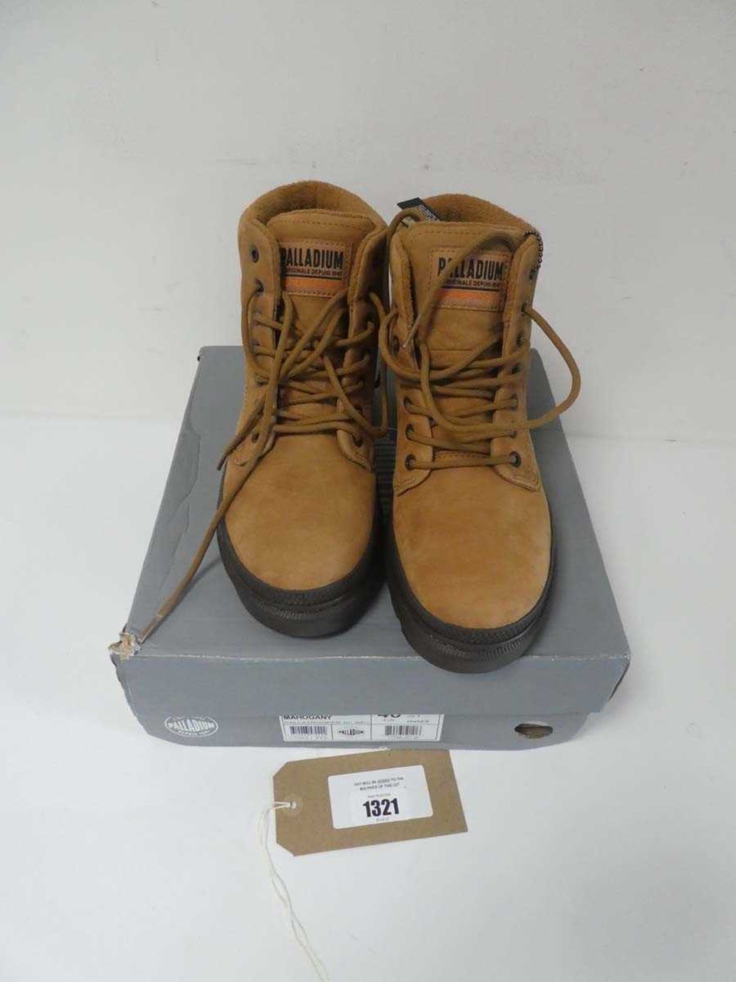 +VAT Palladium pallatrooper shoes size UK6 (boxed)