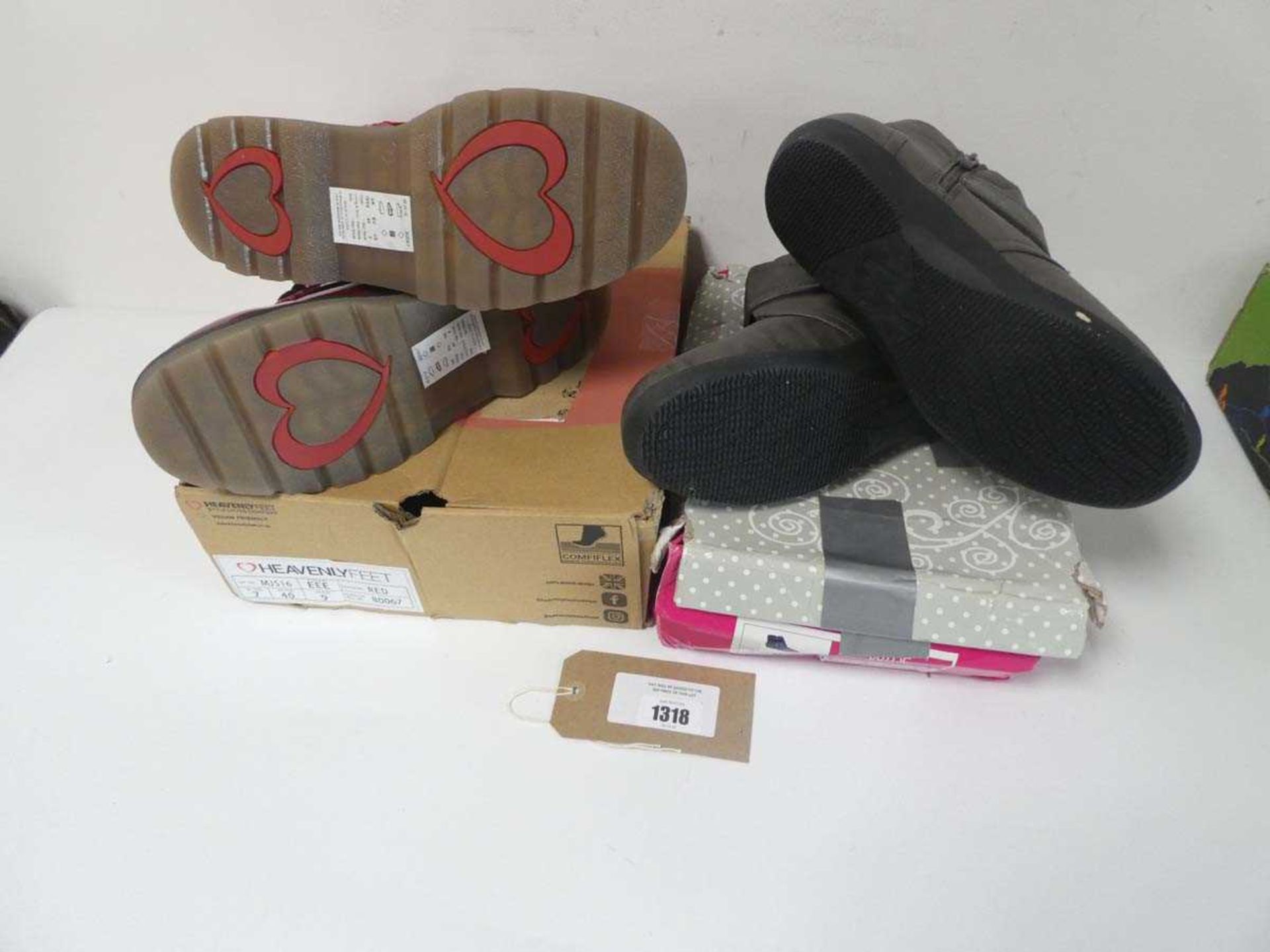 +VAT 2 pairs of boots to include Wide size UK8 and Heavenly feet size UK7 (both boxed) - Image 2 of 2
