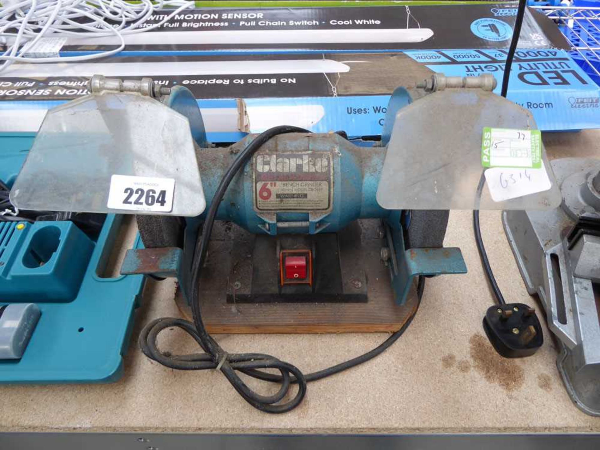 Clark 6" bench grinder