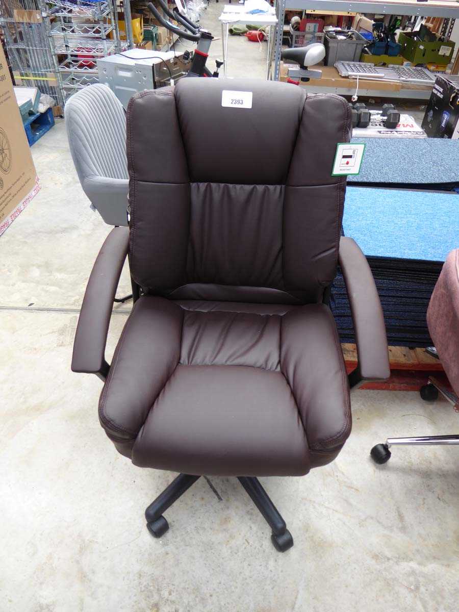 +VAT Brown leatherette office armchair